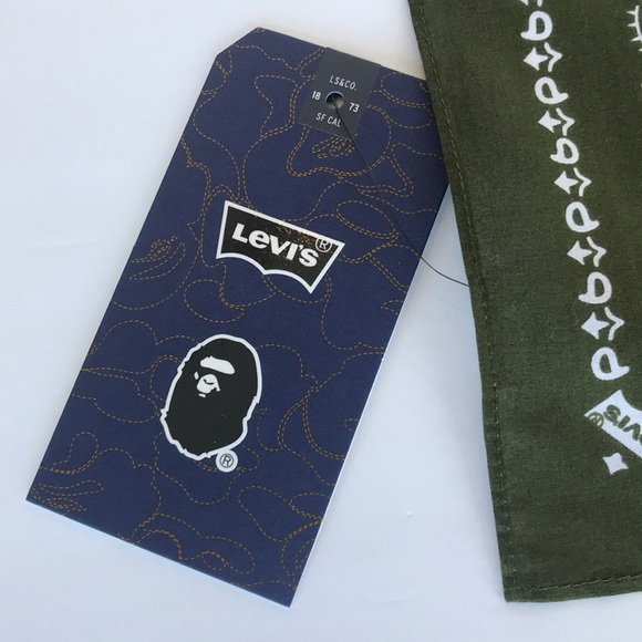 Levi’s x Bape Bandana Olive Green square NWT - Picture 3 of 6